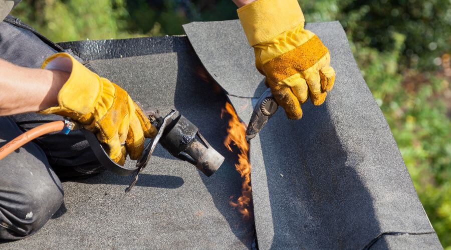 Expert Emergency Roof Repairs services in Sinclair, WY